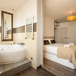 Eixample Pedestrian Gem Balcony Bathtub Ac * Barcelona