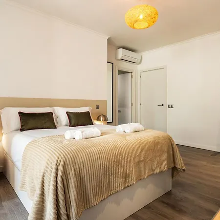 公寓 Eixample Pedestrian Gem Balcony Bathtub Ac *
