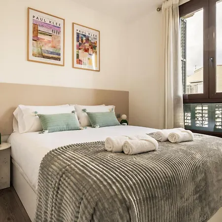 公寓 Eixample Pedestrian Gem Balcony Bathtub Ac