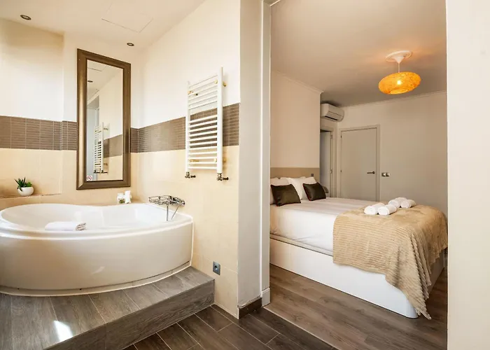 Eixample Pedestrian Gem Balcony Bathtub Ac * Barcelona