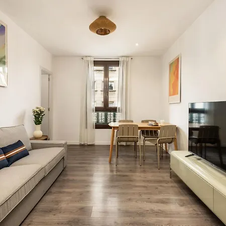 Apartment Eixample Pedestrian Gem Balcony Bathtub Ac *